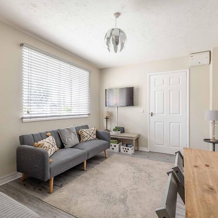 Windsor Burnham Ascot Haven Sleeps 4 Villa Slough Dış mekan fotoğraf