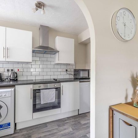 Windsor Burnham Ascot Haven Sleeps 4 Villa Slough Dış mekan fotoğraf