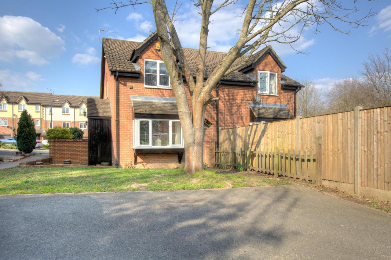 Windsor Burnham Ascot Haven Sleeps 4 Villa Slough Dış mekan fotoğraf