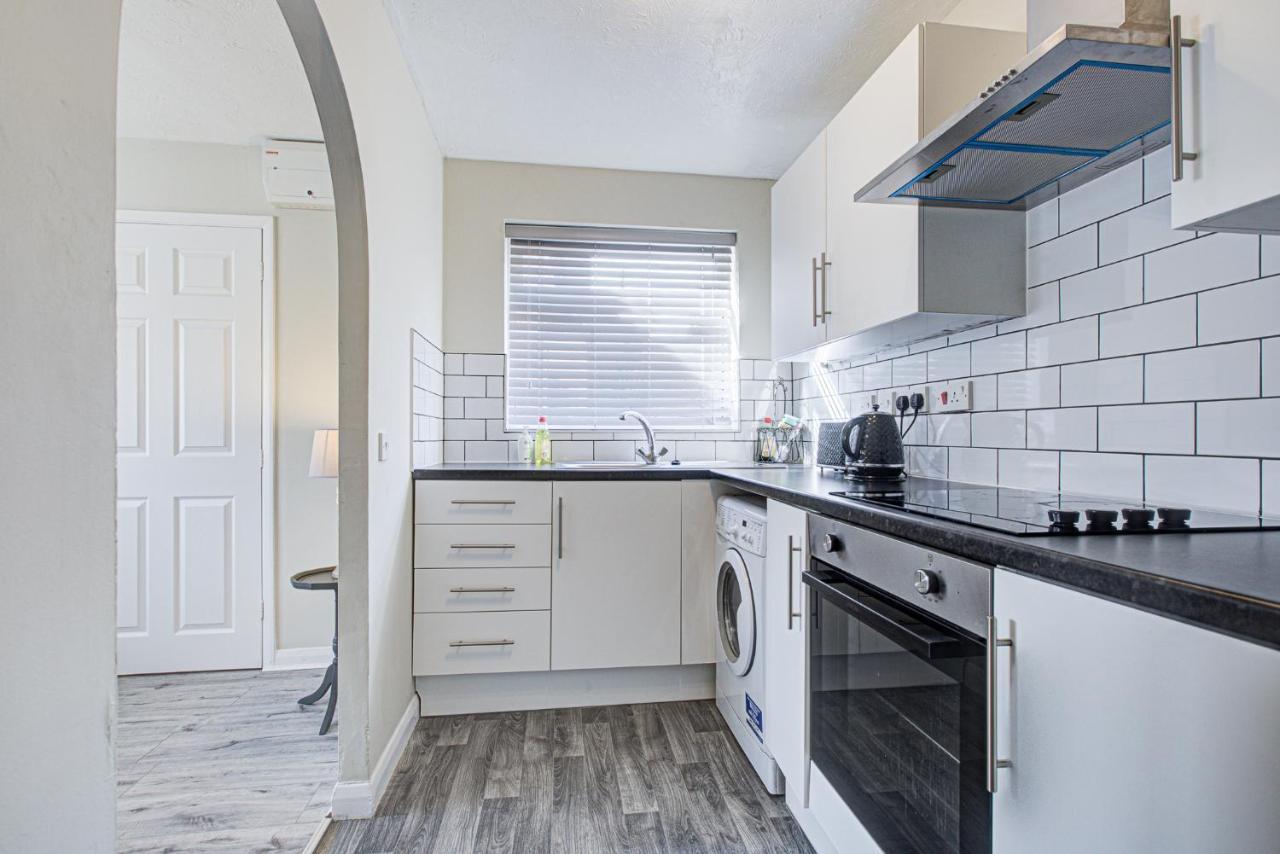 Windsor Burnham Ascot Haven Sleeps 4 Villa Slough Dış mekan fotoğraf