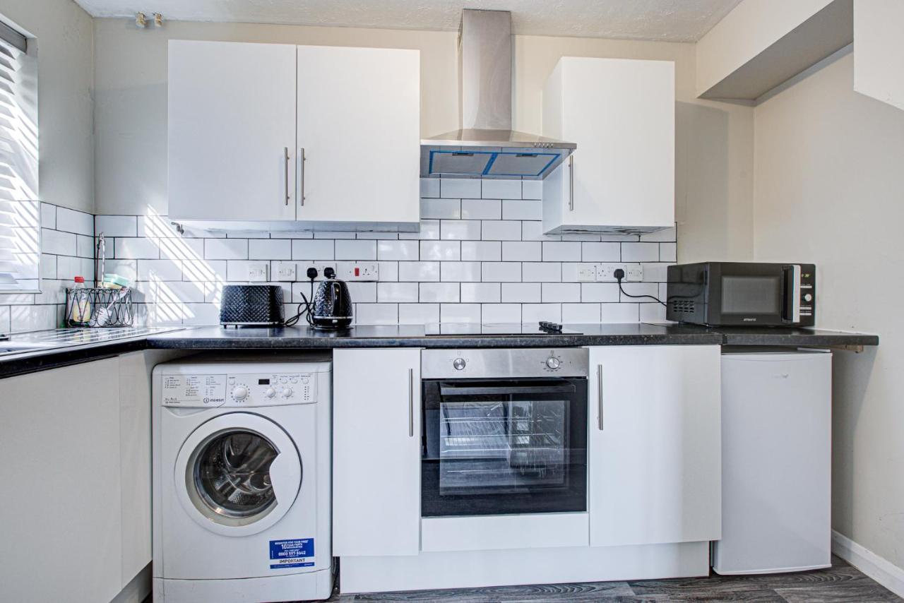Windsor Burnham Ascot Haven Sleeps 4 Villa Slough Dış mekan fotoğraf