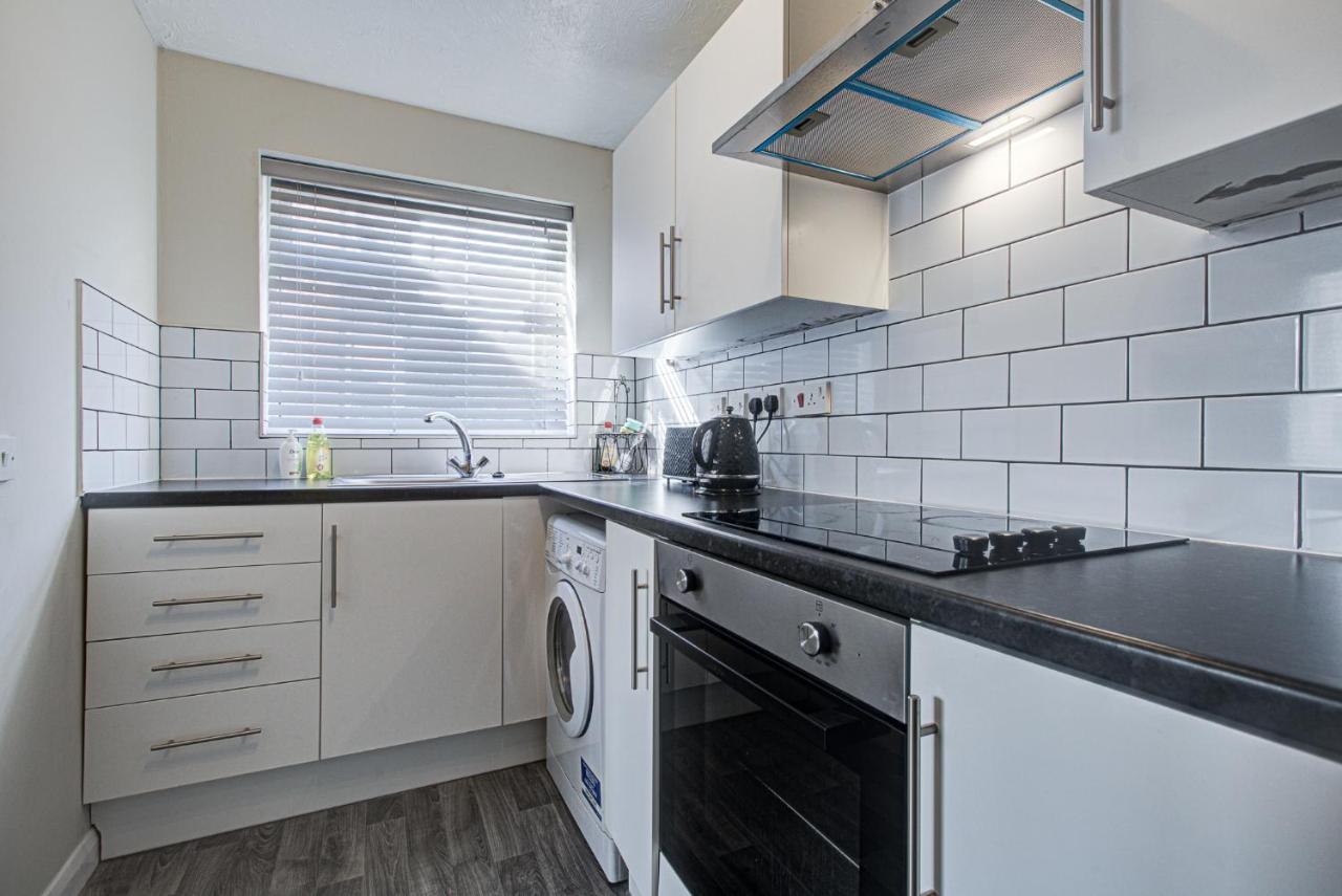 Windsor Burnham Ascot Haven Sleeps 4 Villa Slough Dış mekan fotoğraf