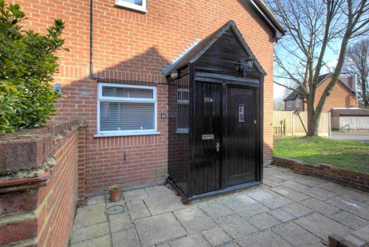 Windsor Burnham Ascot Haven Sleeps 4 Villa Slough Dış mekan fotoğraf