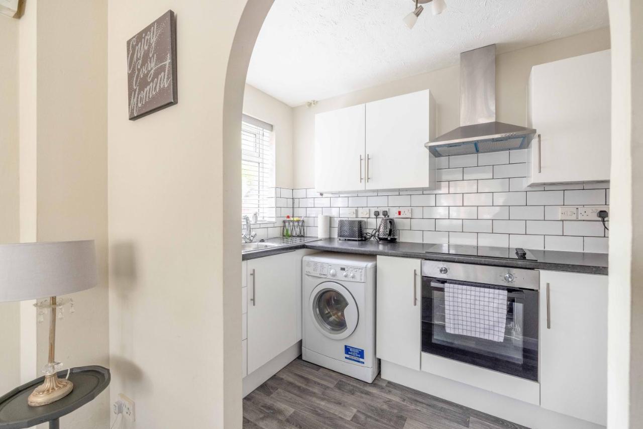 Windsor Burnham Ascot Haven Sleeps 4 Villa Slough Dış mekan fotoğraf