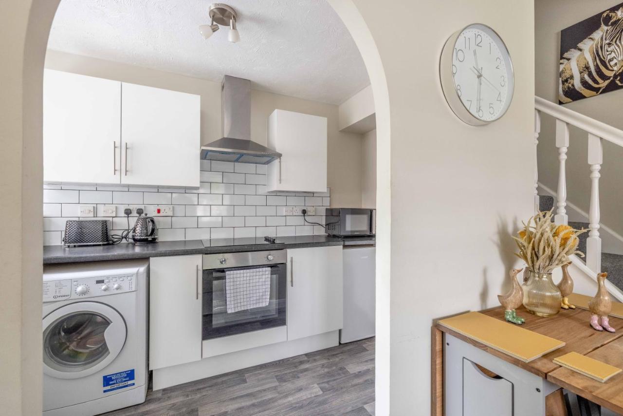 Windsor Burnham Ascot Haven Sleeps 4 Villa Slough Dış mekan fotoğraf